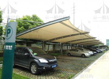 安全出行，良心護(hù)車--上海示一膜結(jié)構(gòu)有限公司停車棚