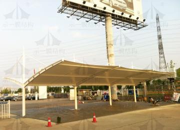 膜結(jié)構(gòu)車棚工程中出現(xiàn)4個要點是什么？