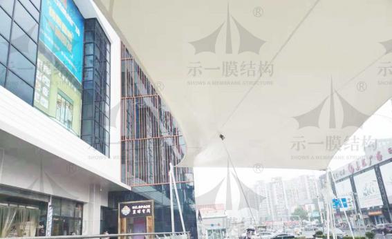 上海江橋出入口張拉膜遮陽(yáng)棚
