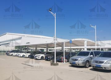 為什么說膜結(jié)構(gòu)車棚如此受歡迎？